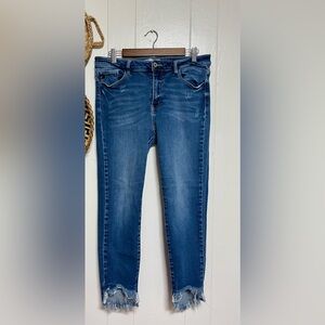 Kan Can Women's Blue Distressed Jeans Size 15/31